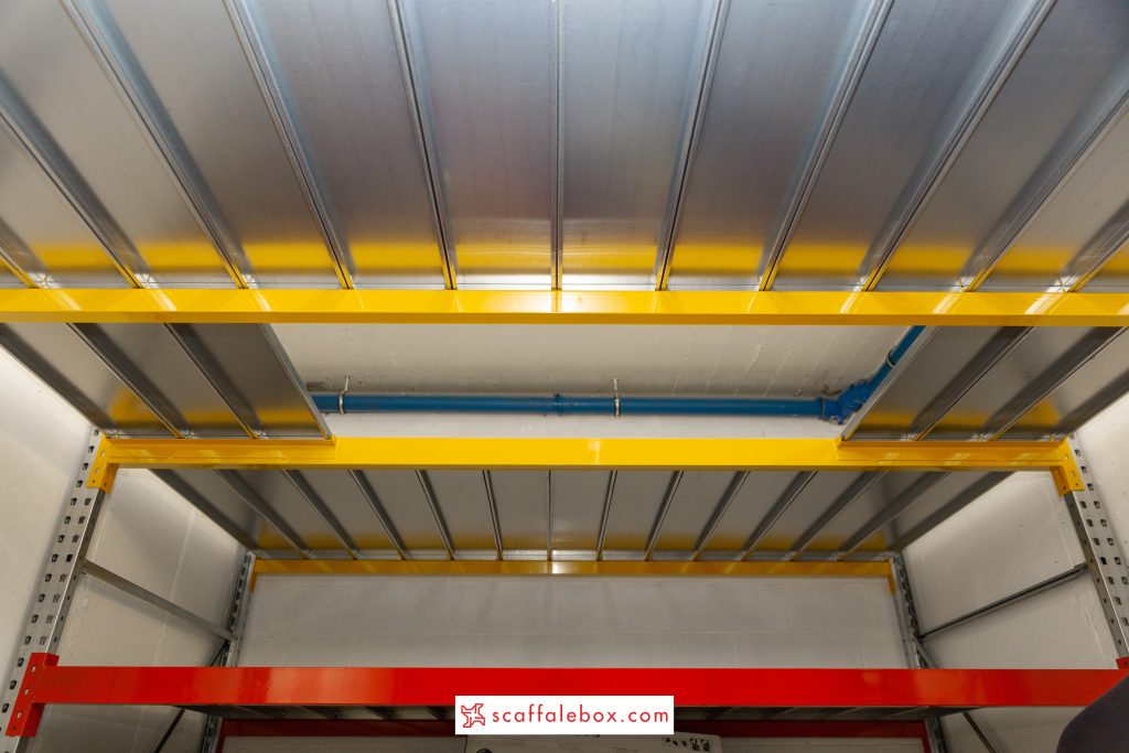 Scaffalebox con soppalco